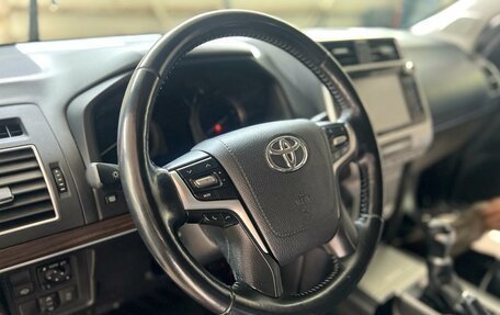 Toyota Land Cruiser Prado 150 рестайлинг 2, 2019 год, 4 950 000 рублей, 3 фотография