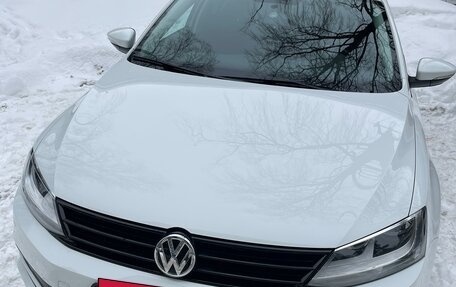 Volkswagen Jetta VI, 2017 год, 2 300 000 рублей, 5 фотография