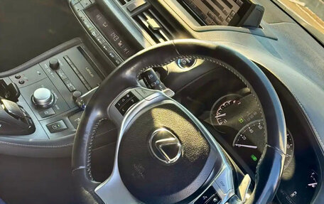 Lexus CT I рестайлинг, 2011 год, 1 550 000 рублей, 19 фотография