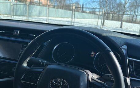 Toyota Camry, 2018 год, 2 780 000 рублей, 2 фотография
