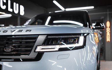 Land Rover Range Rover IV рестайлинг, 2023 год, 30 900 000 рублей, 5 фотография