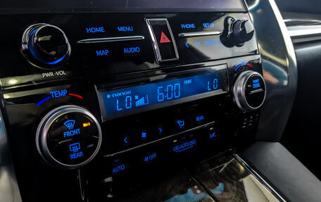 Toyota Alphard III, 2021 год, 10 300 000 рублей, 26 фотография