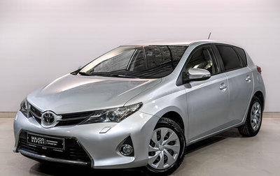 Toyota Auris II, 2014 год, 1 425 000 рублей, 1 фотография