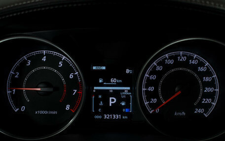 Mitsubishi Outlander III рестайлинг 3, 2011 год, 1 222 000 рублей, 12 фотография