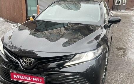 Toyota Camry, 2020 год, 3 400 000 рублей, 3 фотография