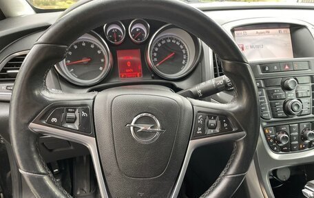 Opel Astra J, 2011 год, 930 000 рублей, 13 фотография
