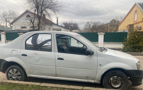 Renault Logan I, 2012 год, 205 000 рублей, 3 фотография