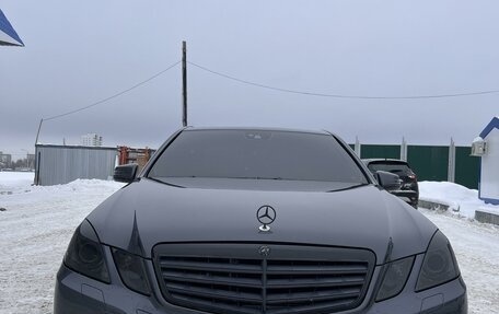 Mercedes-Benz E-Класс, 2011 год, 1 450 000 рублей, 3 фотография