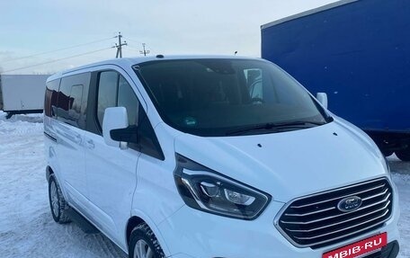 Ford Tourneo Custom I рестайлинг, 2019 год, 3 350 000 рублей, 1 фотография