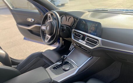 BMW 3 серия, 2019 год, 4 450 000 рублей, 18 фотография