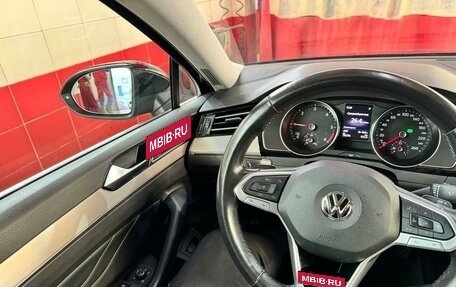 Volkswagen Passat B8 рестайлинг, 2019 год, 3 100 000 рублей, 11 фотография