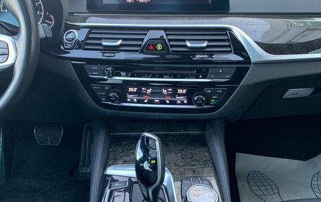 BMW 5 серия, 2019 год, 4 990 000 рублей, 16 фотография