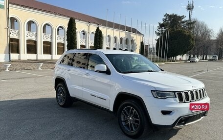 Jeep Grand Cherokee, 2018 год, 3 490 000 рублей, 4 фотография
