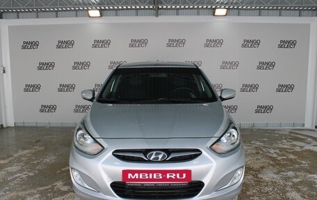 Hyundai Solaris II рестайлинг, 2011 год, 922 000 рублей, 2 фотография