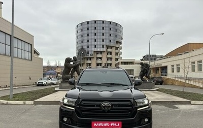 Toyota Land Cruiser 200, 2017 год, 8 800 000 рублей, 1 фотография