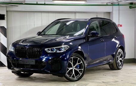 BMW X5, 2022 год, 10 200 000 рублей, 2 фотография