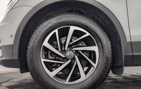 Volkswagen Tiguan II, 2018 год, 2 240 000 рублей, 12 фотография