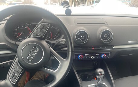 Audi A3, 2018 год, 2 350 000 рублей, 6 фотография