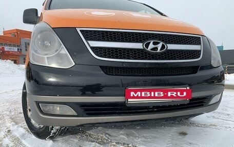 Hyundai H-1 II рестайлинг, 2011 год, 1 750 000 рублей, 7 фотография