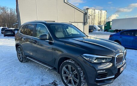 BMW X5, 2019 год, 5 550 000 рублей, 2 фотография