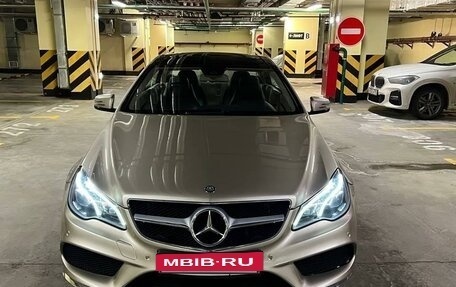 Mercedes-Benz E-Класс, 2015 год, 2 400 000 рублей, 3 фотография