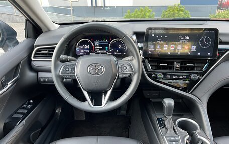 Toyota Camry, 2023 год, 3 990 000 рублей, 13 фотография