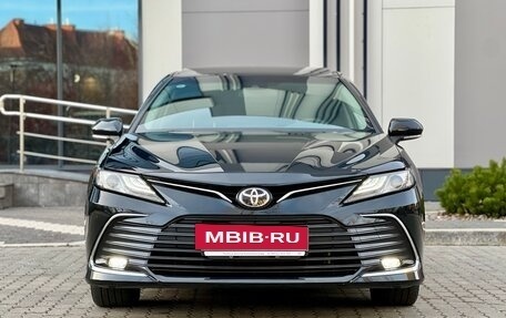 Toyota Camry, 2023 год, 3 990 000 рублей, 7 фотография