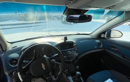 Chevrolet Cruze II, 2011 год, 800 000 рублей, 8 фотография