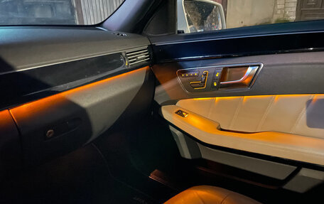 Mercedes-Benz E-Класс, 2012 год, 2 100 000 рублей, 9 фотография