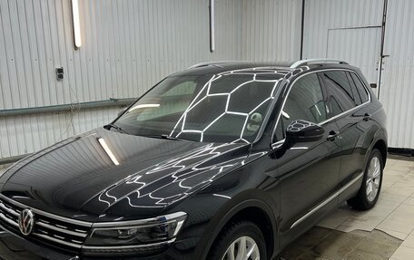Volkswagen Tiguan II, 2018 год, 3 350 000 рублей, 4 фотография