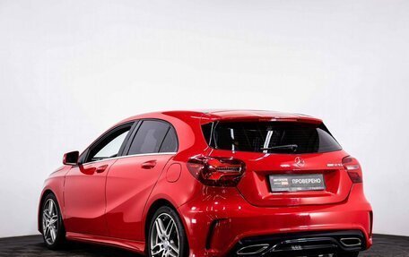 Mercedes-Benz A-Класс, 2015 год, 2 130 000 рублей, 4 фотография