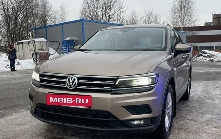 Volkswagen Tiguan II, 2020 год, 3 250 000 рублей, 2 фотография