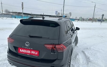 Volkswagen Tiguan II, 2020 год, 4 690 000 рублей, 3 фотография