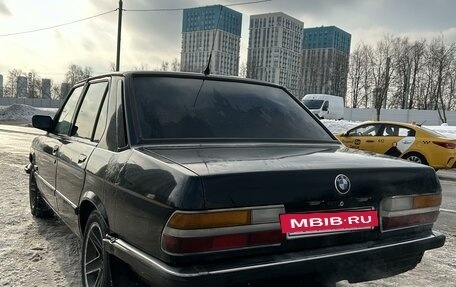 BMW 5 серия, 1982 год, 310 000 рублей, 2 фотография
