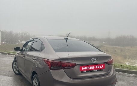 Hyundai Solaris II рестайлинг, 2018 год, 1 725 000 рублей, 5 фотография