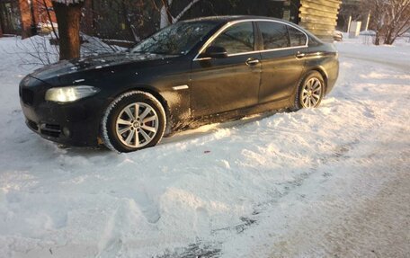 BMW 5 серия, 2016 год, 1 800 000 рублей, 3 фотография
