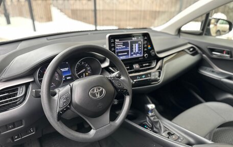 Toyota C-HR I рестайлинг, 2021 год, 2 195 000 рублей, 6 фотография