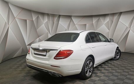 Mercedes-Benz E-Класс, 2019 год, 3 155 000 рублей, 2 фотография
