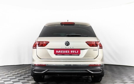 Volkswagen Tiguan II, 2021 год, 3 896 355 рублей, 6 фотография