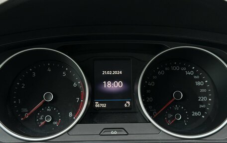 Volkswagen Tiguan II, 2020 год, 2 525 000 рублей, 19 фотография