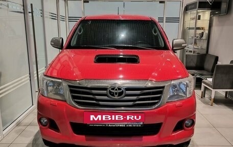 Toyota Hilux VII, 2014 год, 2 370 000 рублей, 2 фотография