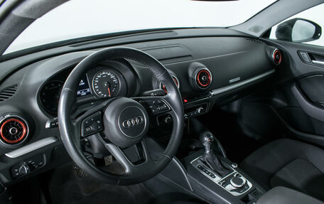 Audi A3, 2020 год, 2 497 000 рублей, 13 фотография