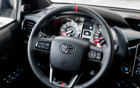 Toyota Hilux VIII, 2023 год, 8 500 000 рублей, 18 фотография