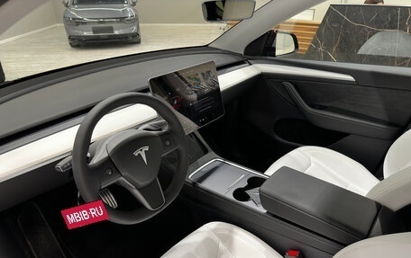 Tesla Model Y I, 2023 год, 7 800 000 рублей, 11 фотография