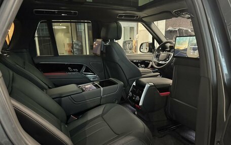 Land Rover Range Rover IV рестайлинг, 2023 год, 25 000 000 рублей, 30 фотография