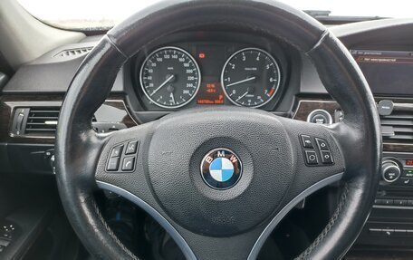 BMW 3 серия, 2011 год, 1 510 000 рублей, 21 фотография