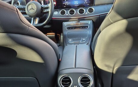 Mercedes-Benz E-Класс, 2020 год, 5 300 000 рублей, 19 фотография