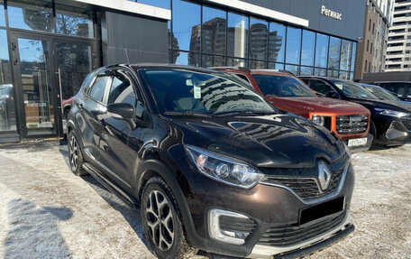 Renault Kaptur I рестайлинг, 2018 год, 1 749 000 рублей, 2 фотография