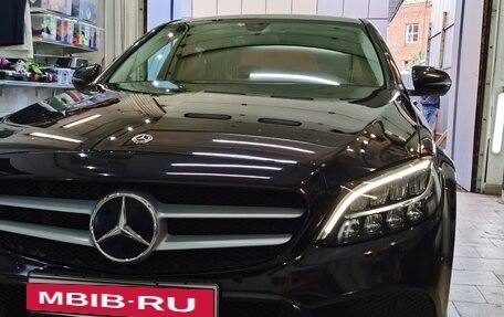 Mercedes-Benz C-Класс, 2018 год, 3 050 000 рублей, 19 фотография