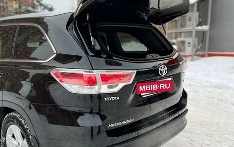 Toyota Highlander III, 2013 год, 3 800 000 рублей, 6 фотография